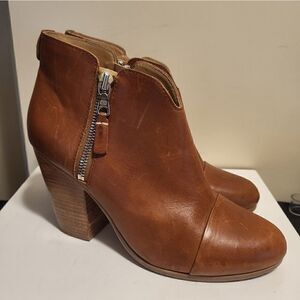 Rag & Bone "Margot" Tan 100% Leather Zip Sides Ankle Boots sz.7.5/37.5 Ret.$425